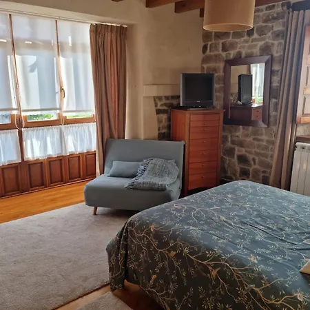 Forjas De Holiday home Orzales